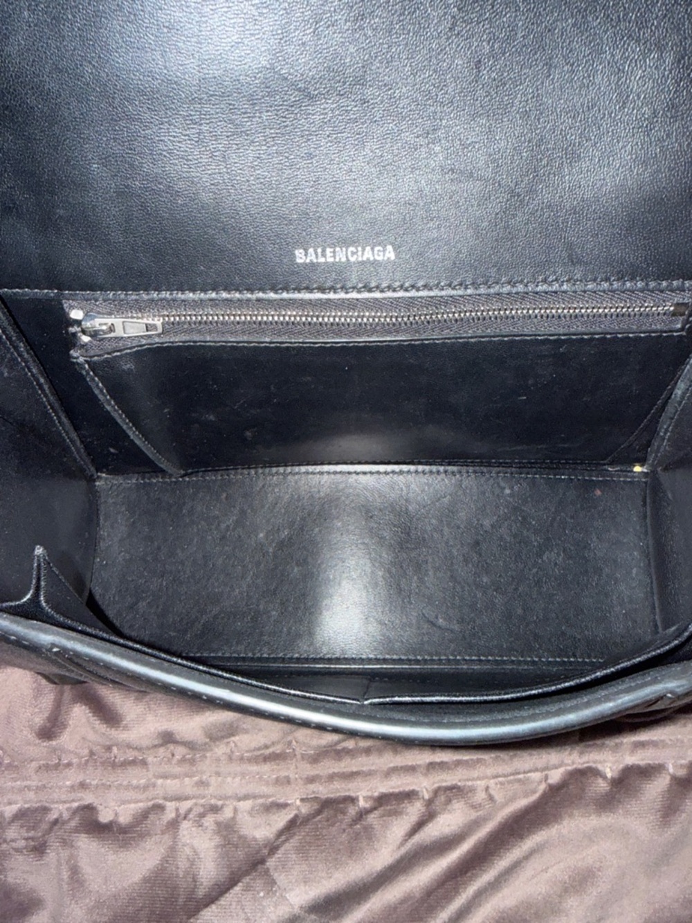 Balenciaga authentic Black Leather hourglass BB-Accent Top-Handle bag - Picture 4 of 11